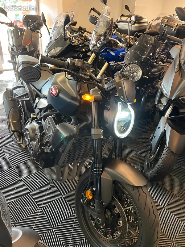 Honda Cb 1000 r GARANTIE 3 MOIS