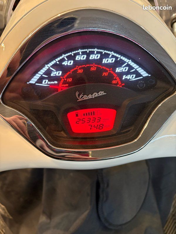 Piaggio Vepsa Gts 300 HYPER SPORT GARANTIE 3 MOIS – Image 5